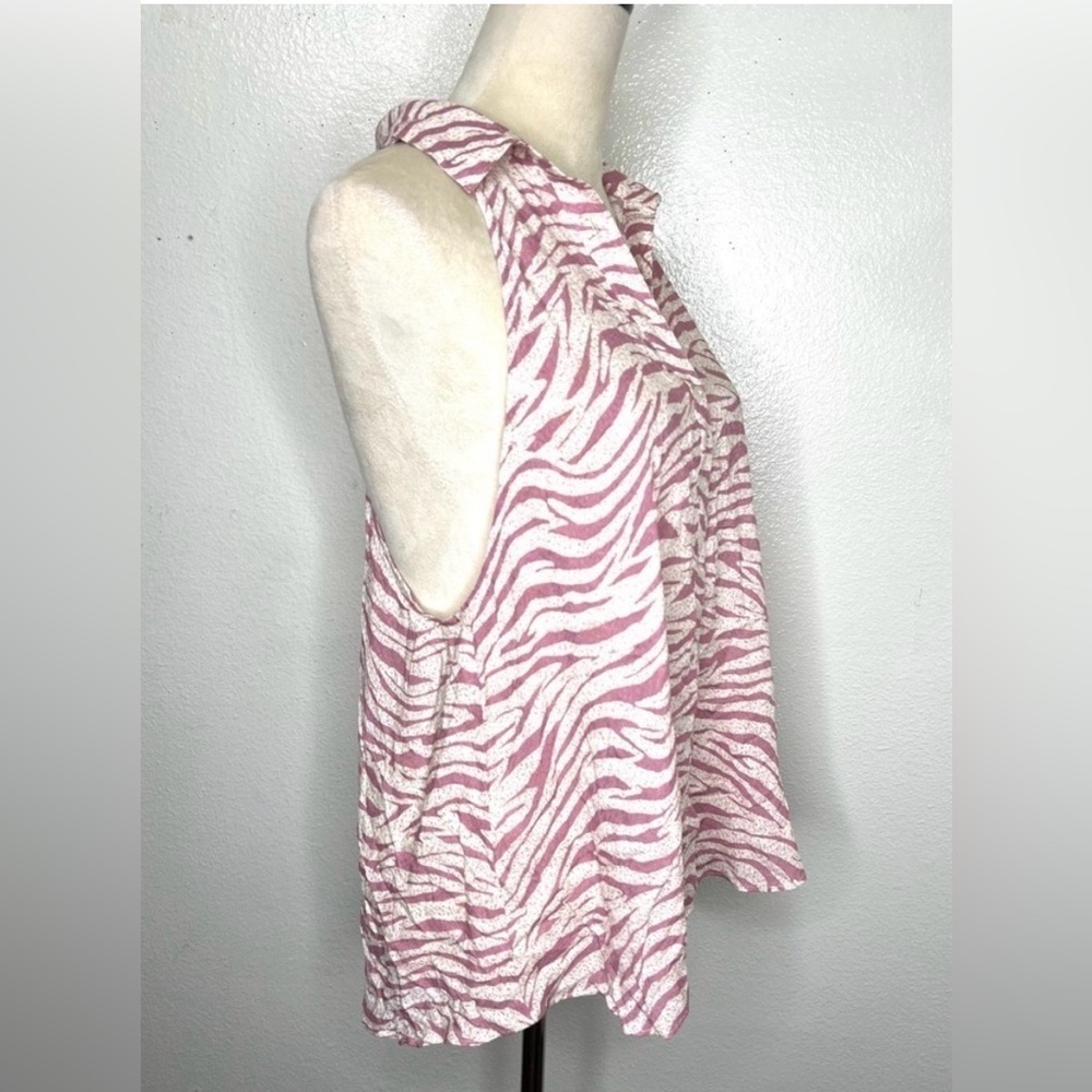 FREE PEOPLE Zebra Stripe Button Down Tank Pink White Blouse Size Medium
NWT - Picture 6 of 9